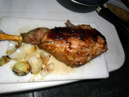 Pernil de cordeiro no forno