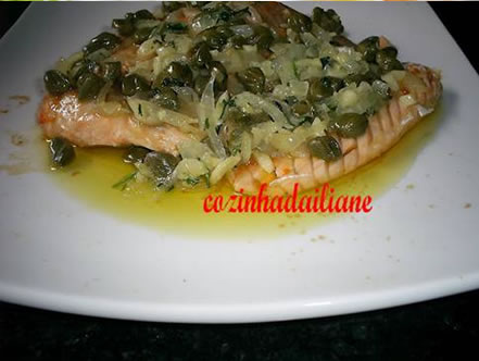 Salmão com molho de Alcaparras com Nozes